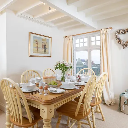 Feriehus The Beach House, Sandsend *